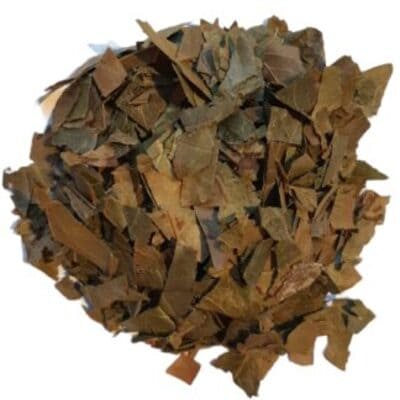 Feuilles de Kinkeliba AFRIQUEBIO pour détox hépatique, plantes vertes séchées dans un sachet, utilisé en infusion.